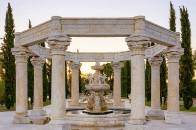 Водная жизнь: 4 дома с удивительными фонтанами